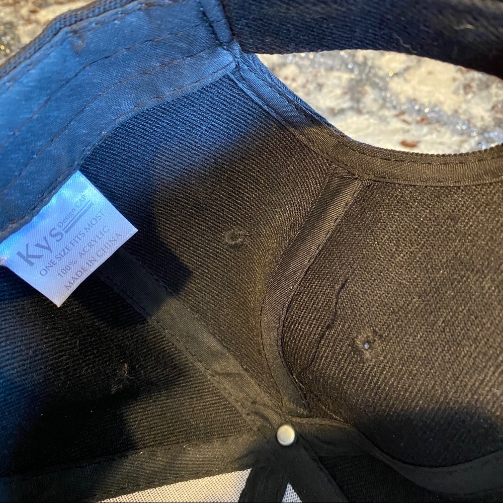 Men’s hat - Picture 2 of 2